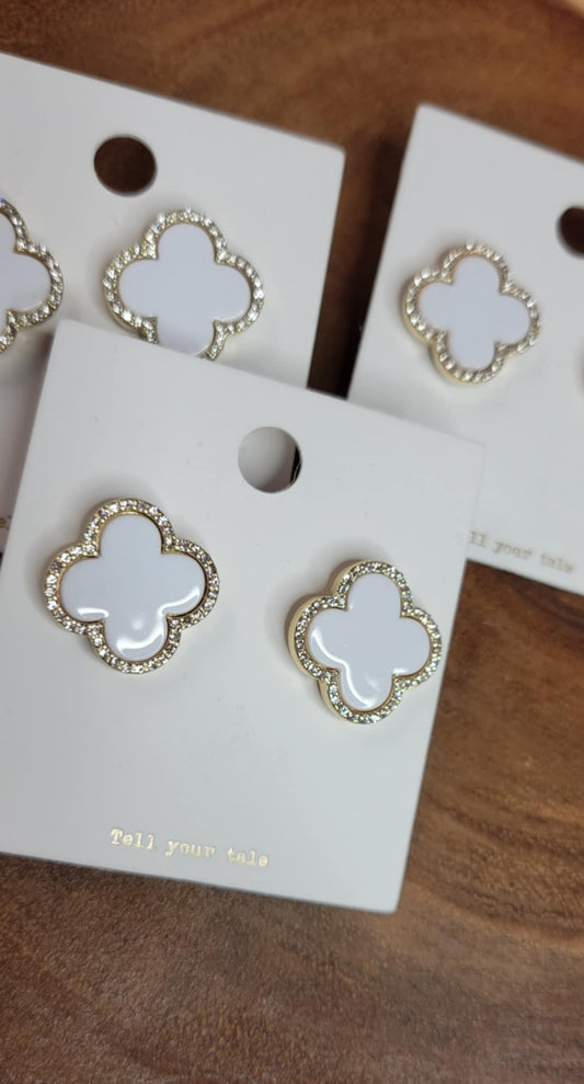 White flower studs